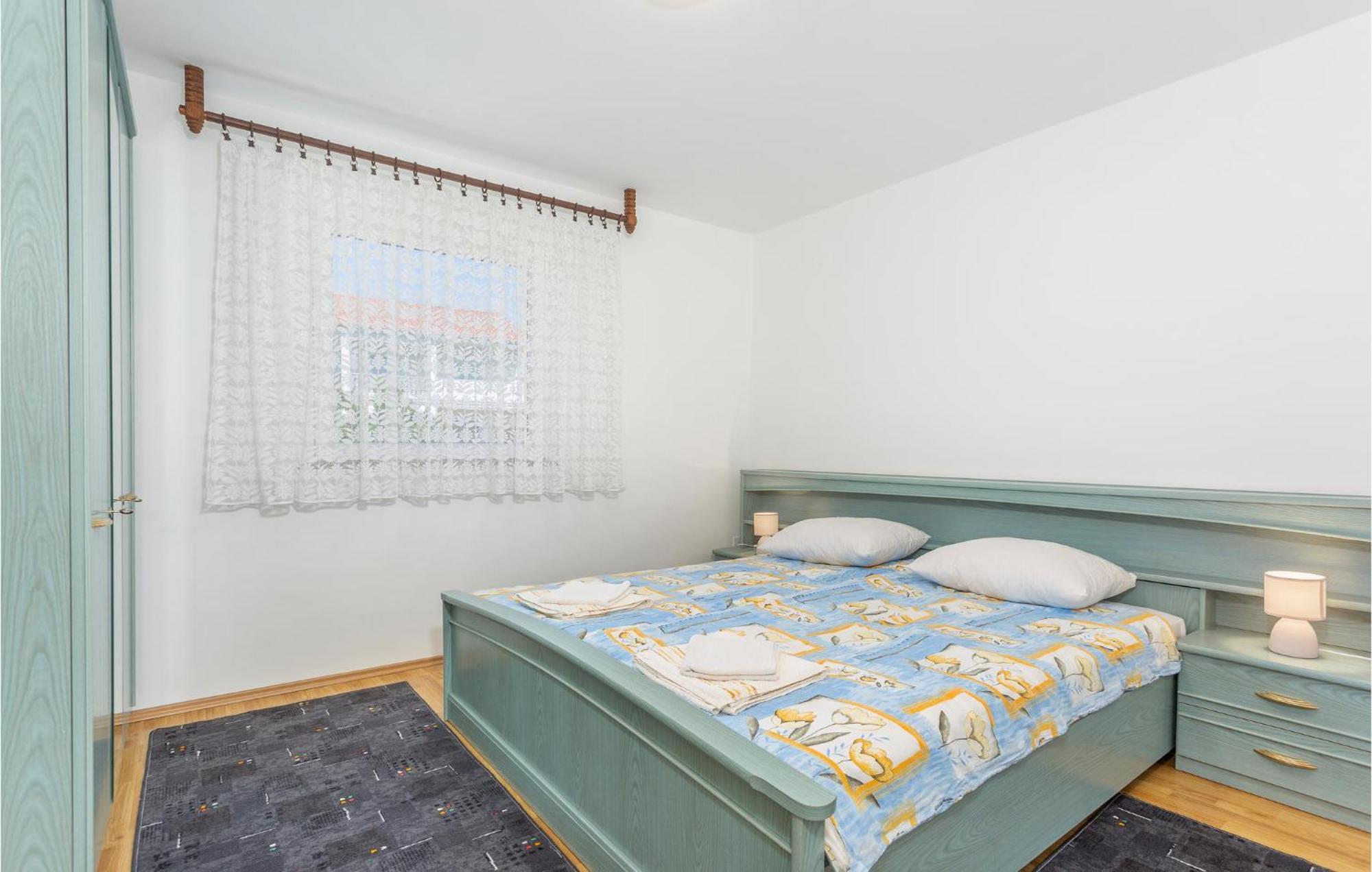 Lovely Apartment In Krk With Kitchen Brzac Exteriör bild